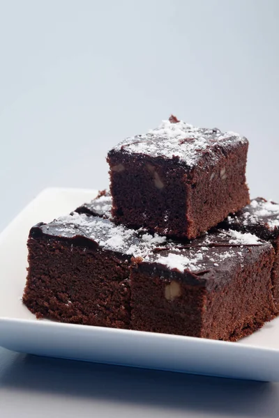 Brownies Plato Con Azúcar Glaseado —  Fotos de Stock