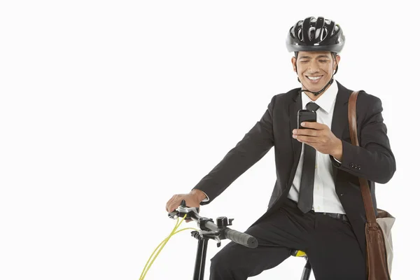 Businessman Bicycle Reading Text Message — Stock Photo, Image