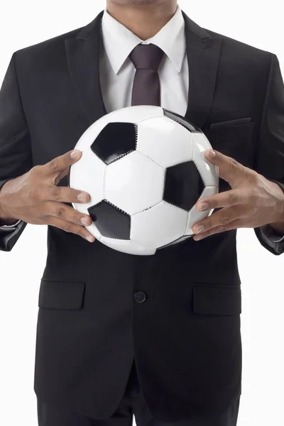 ボールを持っているサッカーマネージャー — ストック写真