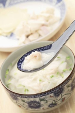 Wonton 'un kasedeki yakın çekimi.