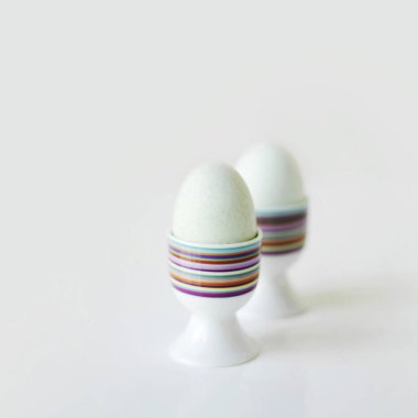 Bardaktaki yumurtaların görüntüsünü kapat