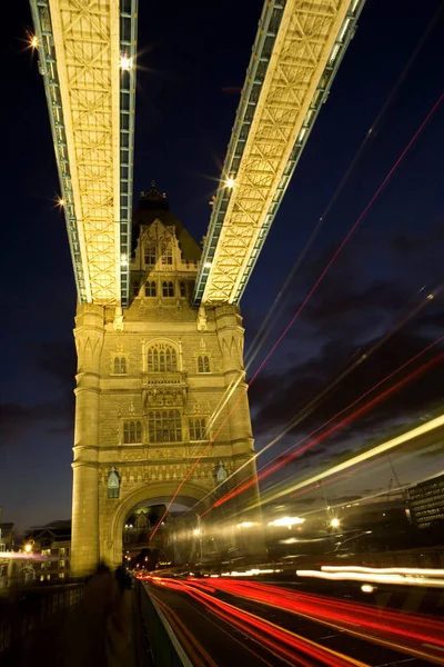 Ponte Torre Noite — Fotografia de Stock
