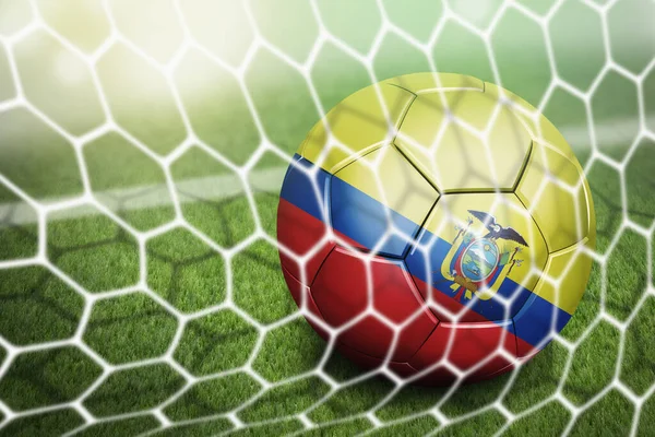 ゴールネットでエクアドルサッカーボール — ストック写真