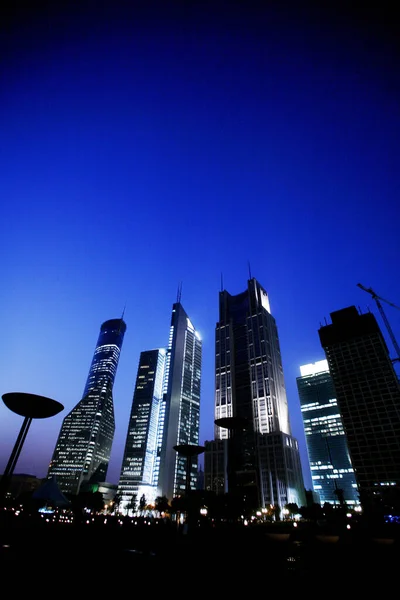 Distrito Pudong Xangai Noite — Fotografia de Stock