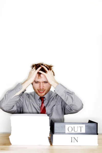 Ein Mann Bürokleidung Fühlt Sich Gestresst Weil Viel Arbeit Bekommt — Stockfoto