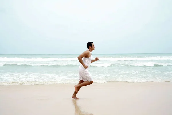 Man Jogging Beach — Stock Photo, Image