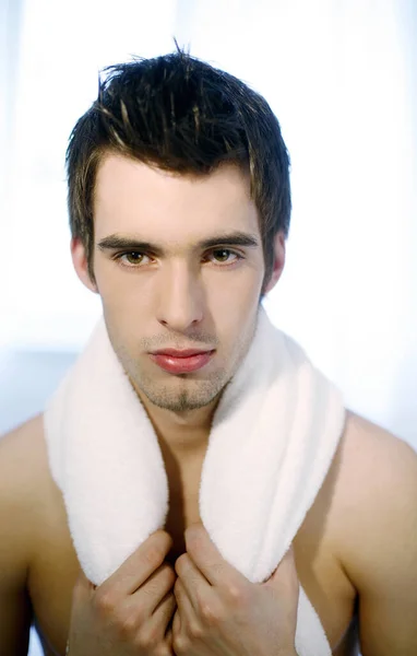 Man Towel His Neck — Stock Photo, Image