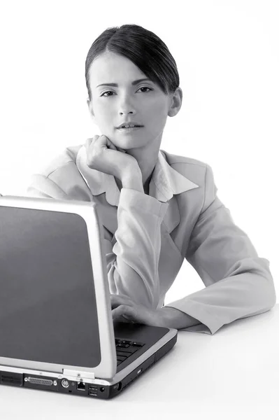 Young Businesswoman Using Laptop — Stock Photo, Image