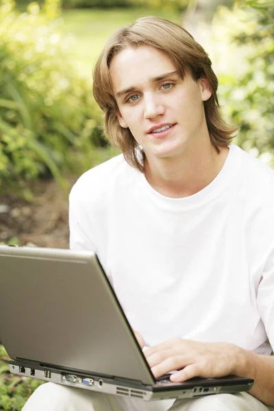 Young Man Laptop — Stock Photo, Image