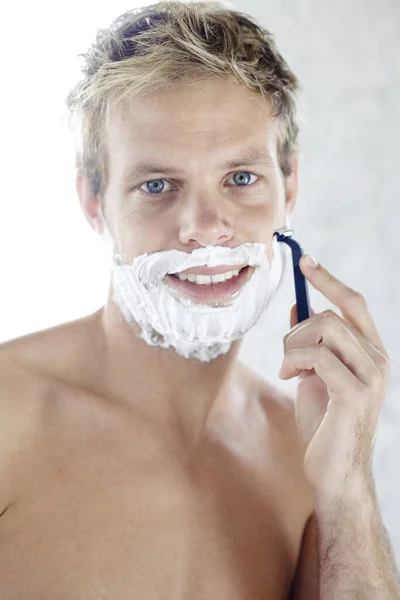 Bare Chested Man Shaving — Stock fotografie