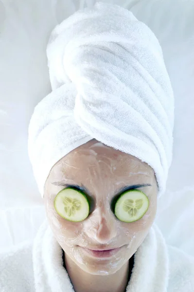 Woman Doing Facial Treatment — Stock Photo, Image