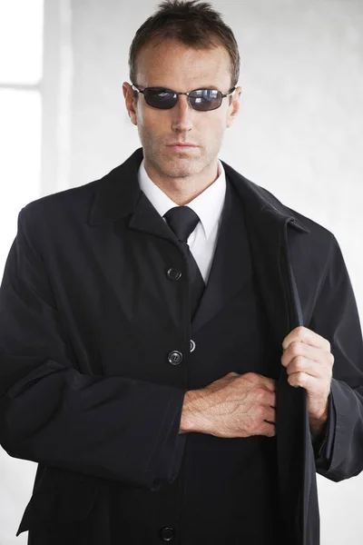 Man Sunglasses Taking Out Gun His Suit — Stockfoto