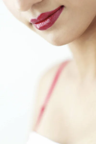 Nahaufnahme Der Lippen Einer Dame Mit Rotem Lippenstift Und Rotem — Stockfoto
