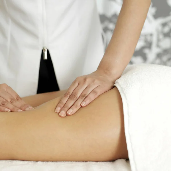 Woman Enjoying Leg Massage — Stock Photo, Image