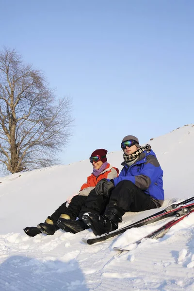 Homme Femme Relaxent Après Ski — Photo