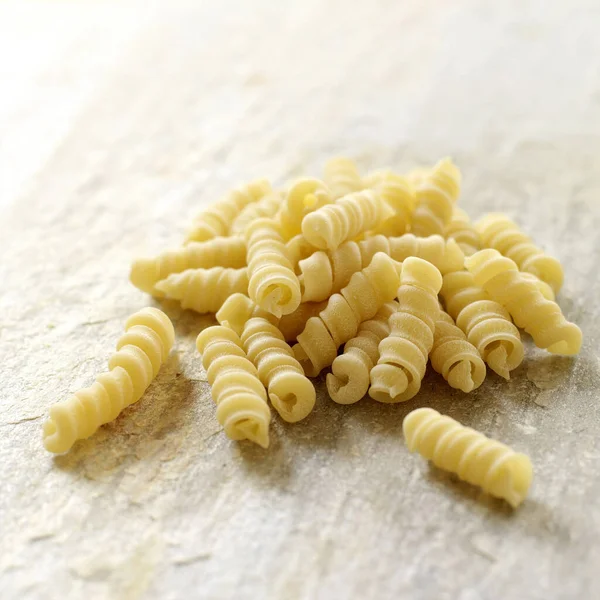 Nahaufnahme Von Einigen Fusilli Mais Nudeln — Stockfoto