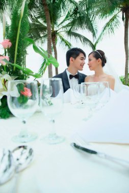 Gelin ve damat düğün töreninde