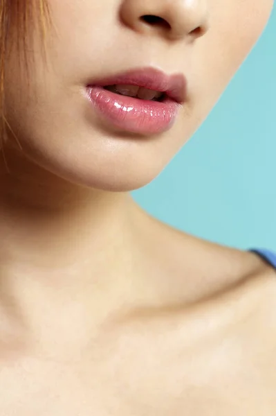여자의 입술을 클로즈업 — 스톡 사진