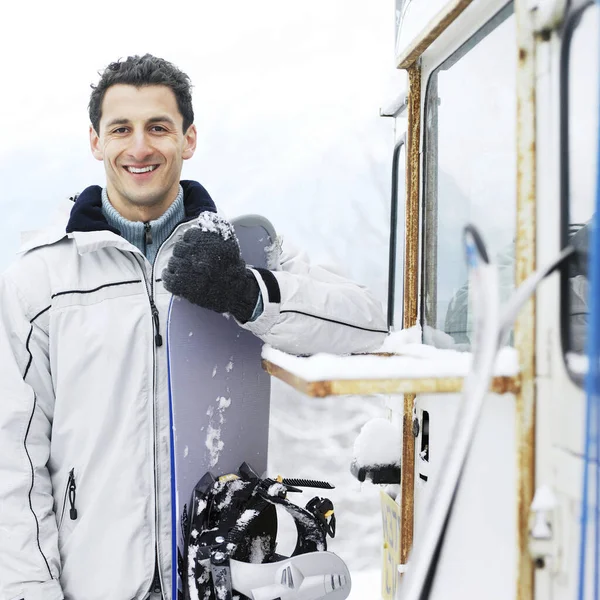 Uomo Abiti Caldi Sorridente Alla Fotocamera — Foto Stock