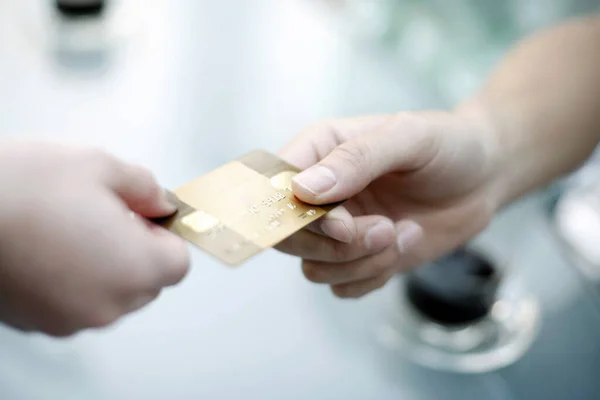 Πληρωμή Πιστωτική Κάρτα Χρυσού — Φωτογραφία Αρχείου