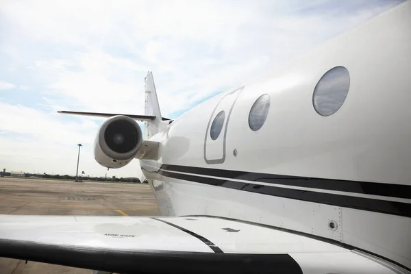 Avião Privado Vista Perto — Fotografia de Stock