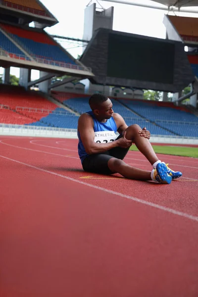 Hombre Atleta Cierre Pierna Dolor — Foto de Stock