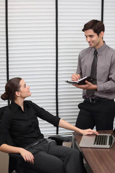 Businessman Businesswoman Having Discussion — Stock Photo, Image