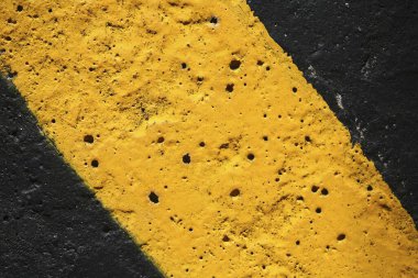 Yoldaki çizginin yakın görüntüsü