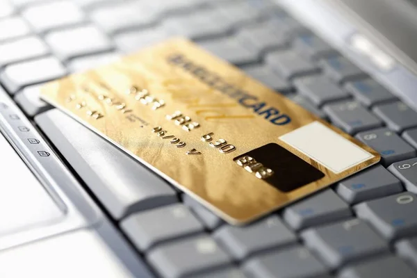 Credit Card Laptop Close View — Stock Photo, Image