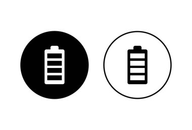 Beyaz arkaplana pil simgeleri yerleştirildi. Batarya vektörü ico