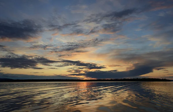Λίμνη Σάνσετ Πανόραμα. Πανοραμικός ουρανός — Φωτογραφία Αρχείου