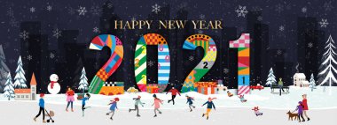 Yılbaşı kutlamalarıyla birlikte şehrin yeni yılı kutlu olsun. Kasabada mutlu çocukların kayak yaptığı ve şehir parkında kayak yaptığı kış harikalar diyarı.