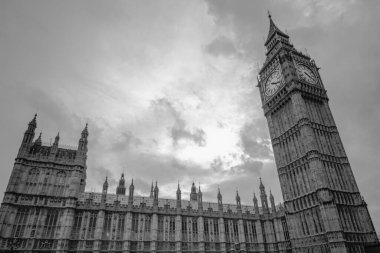 Parlamento binaları ve Londra 'daki Big Ben.