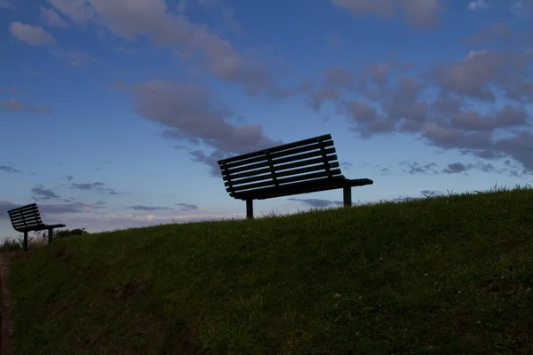 Empty Bench Hill Countryside — Stock Photo, Image