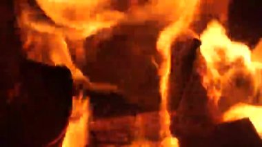 Kütük odun ocağı 50fps yakın çekim için kullanılıyor