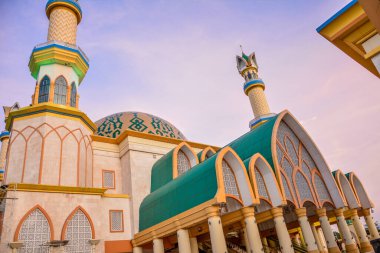Hubbul Wathan Camii, Batı Nusa Tenggara İslam Merkezi, Lombok, Endonezya Gün Doğumu