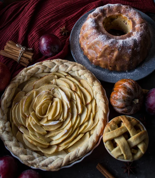 Klassisches Französisches Apfelkuchen Mit Honig Foto Von Oben Süße Torte — Stockfoto