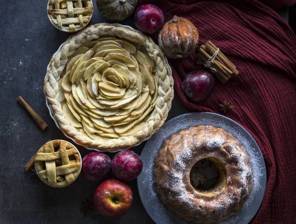 Various Apple Pies Table Top View Photo Classic French Apple — Stock Photo, Image