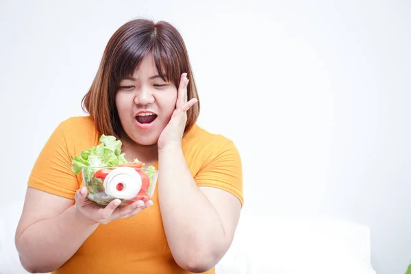 Dikke Aziatische Vrouwen Eten Verse Groenten Gewicht Verliezen Bij Het — Stockfoto