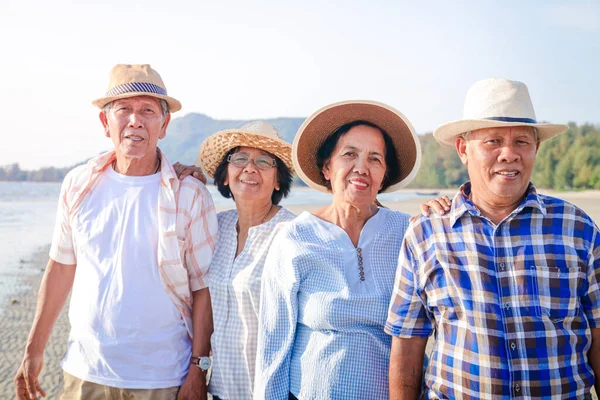 Grupos Asiáticos Idosos Vivem Uma Vida Feliz Após Aposentadoria Conceito — Fotografia de Stock