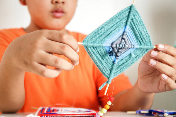 Asian boys studying in elementary school Inventing hand-made items