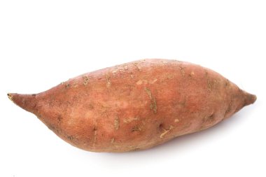 Beyaz arka planda tatlı patates