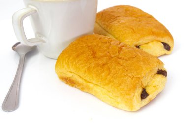 çikolatalı ekmek ve kahve