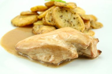 Maaşlı patates ve tavuk göğsü