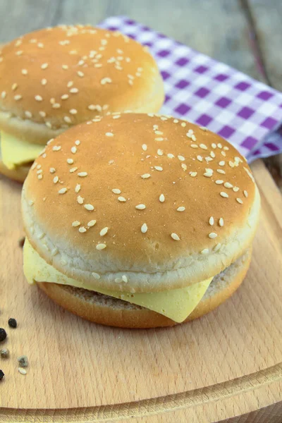 Hamburger Wooden Board — Stock Photo, Image