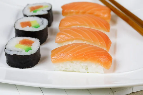 Egy Tál Sushi Maki — Stock Fotó