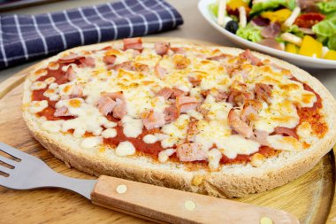 jambonlu bruschetta.