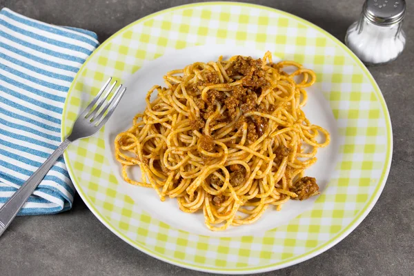 Plato Espaguetis Con Boloñesa — Foto de Stock