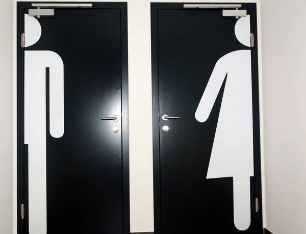 Dwoje Czarnych Drzwi Piktogramem Mężczyzny Kobiety Partnerstwo Bycie Razem Symbol — Zdjęcie stockowe