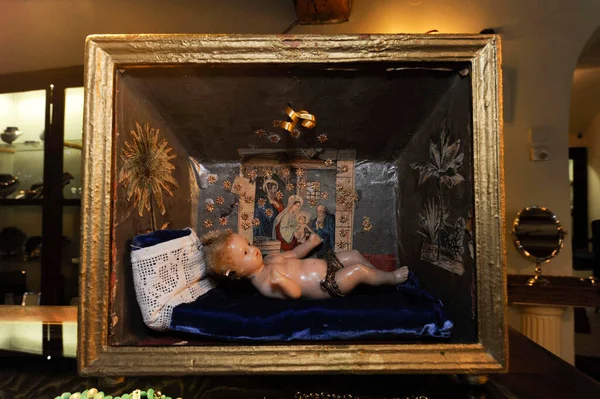 Bebé Jesús Una Cuna Navidad Caja Con Marco Oro — Foto de Stock